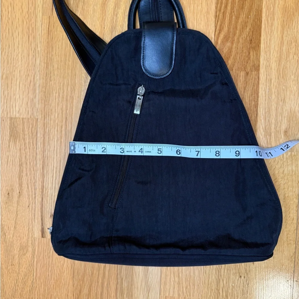 Baggallini MM Metro Backpack Black Bag